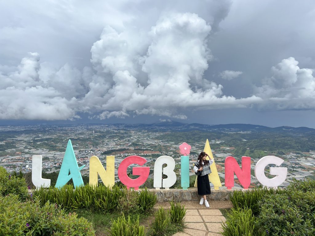 langbiang-nui-tour-dalat-mimosatravel-info